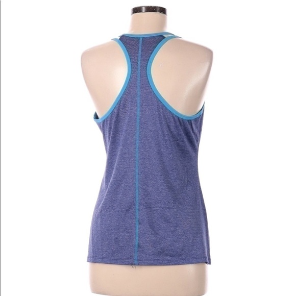 𝅺c9 workout tank - Picture 2 of 7